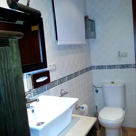 Elegant House In With Pool Tatil Evi